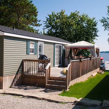 Mccreary'S Beach Resort Perth Eksteriør bilde